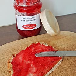 Hausgemachte Marmelade vom Jakobsbauernhof